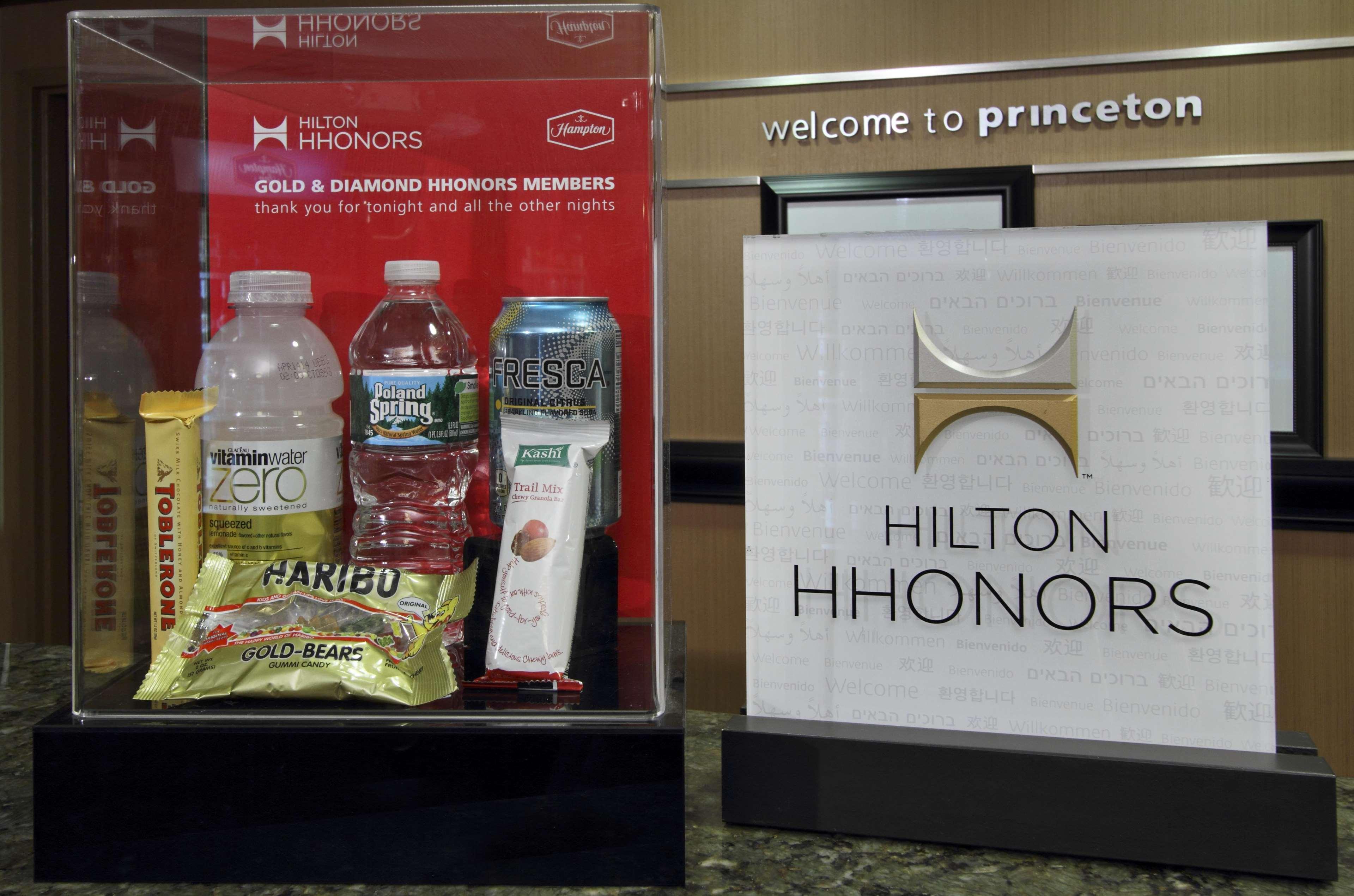 Hampton Inn Princeton Esterno foto