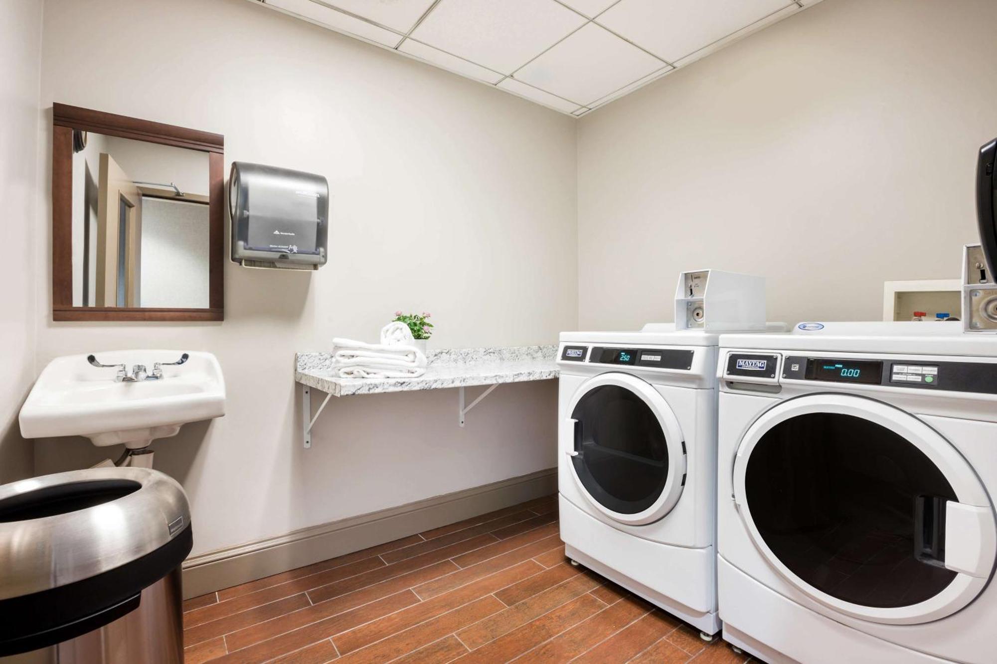 Hampton Inn Princeton Esterno foto