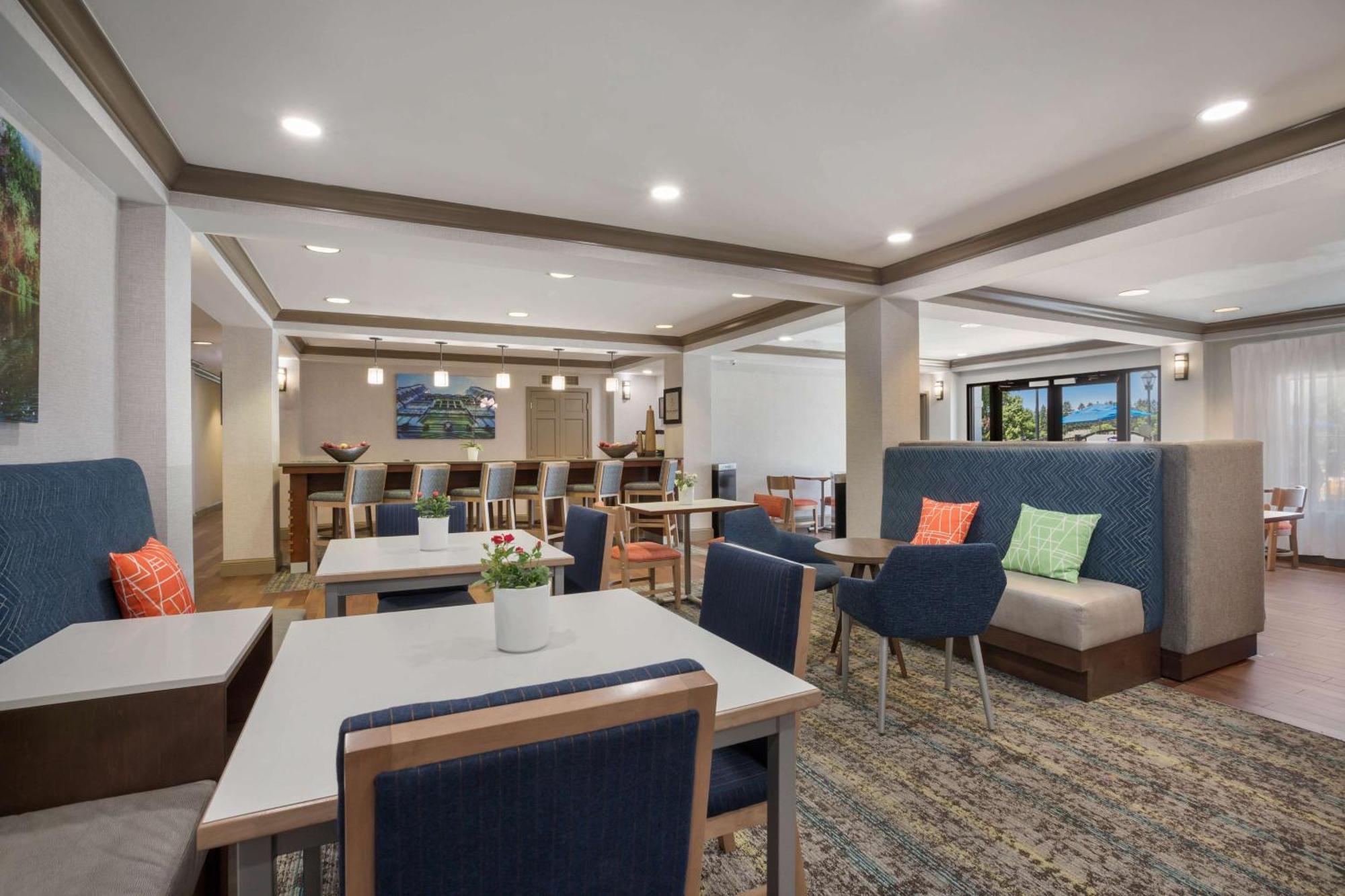 Hampton Inn Princeton Esterno foto