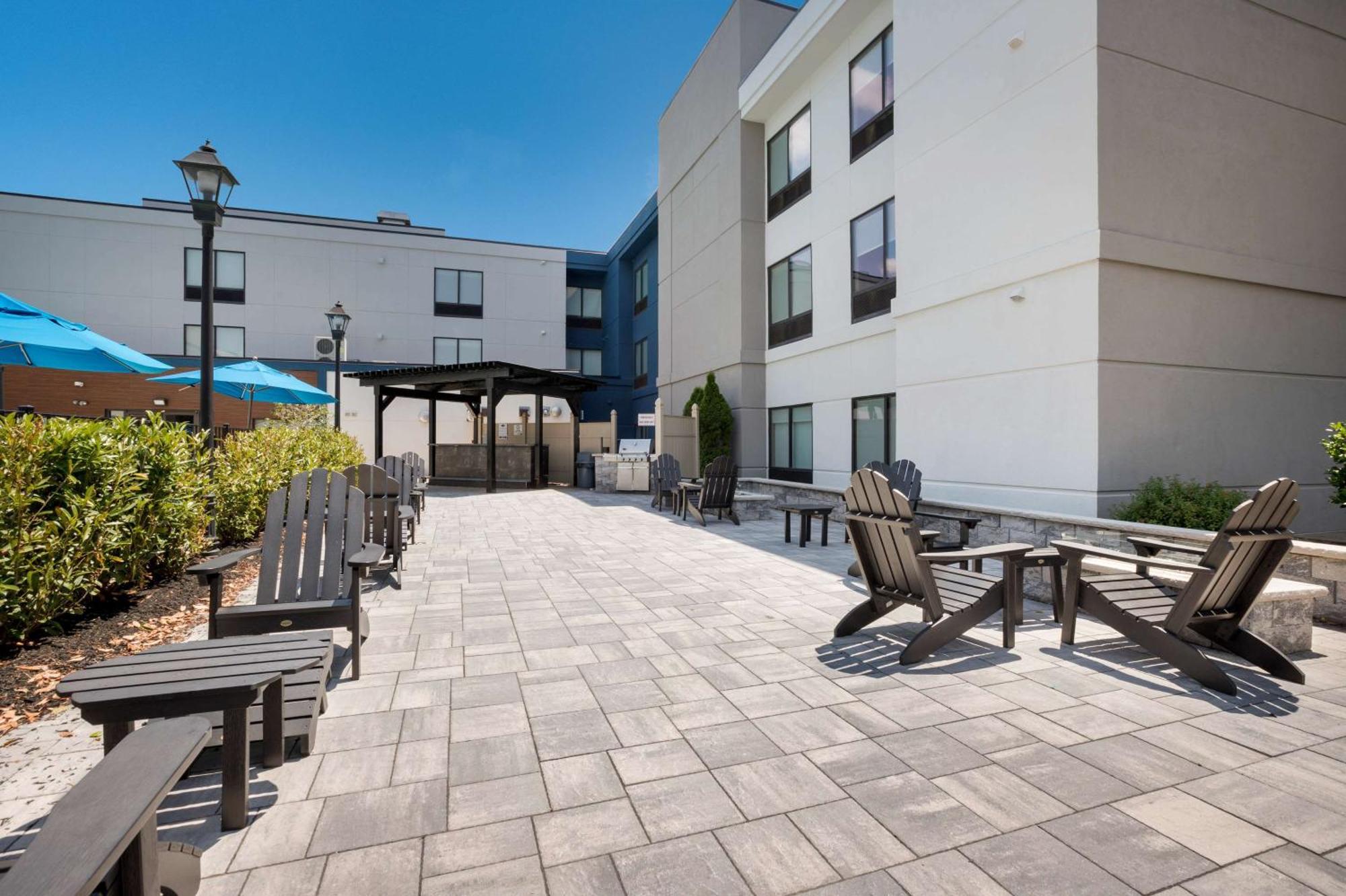 Hampton Inn Princeton Esterno foto