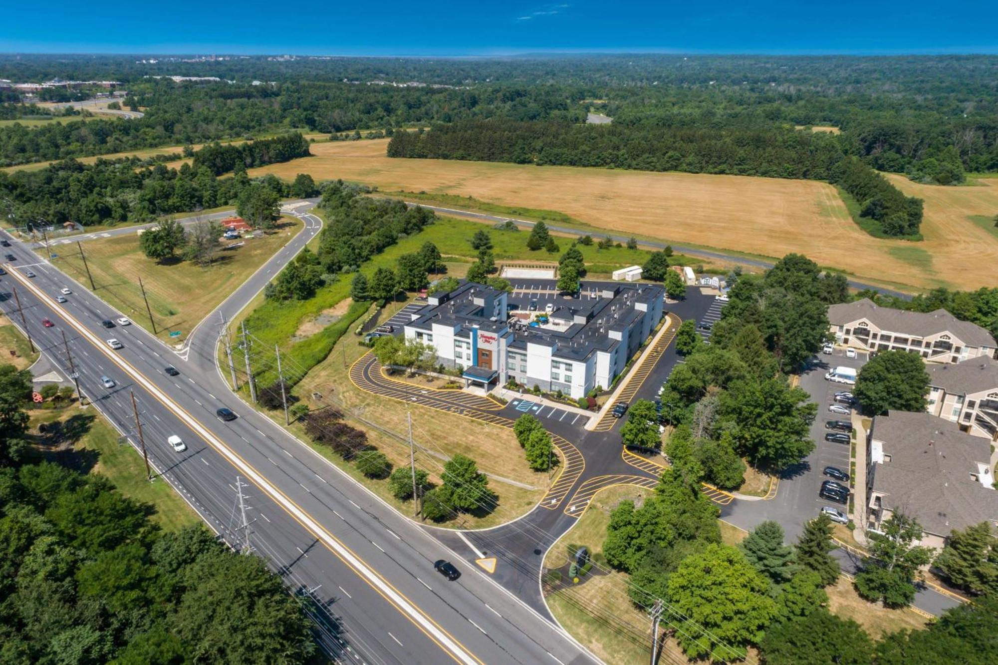 Hampton Inn Princeton Esterno foto