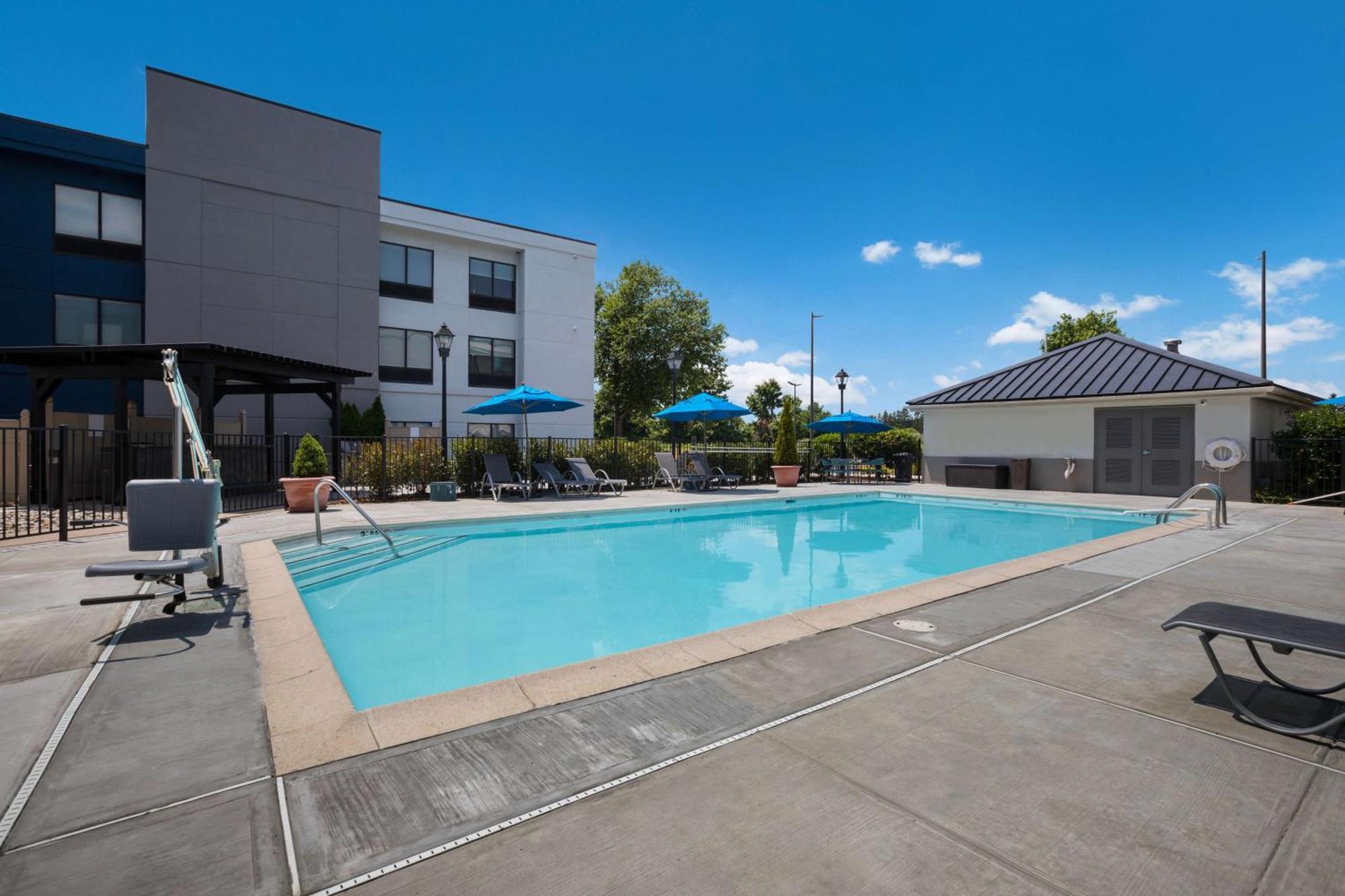 Hampton Inn Princeton Esterno foto