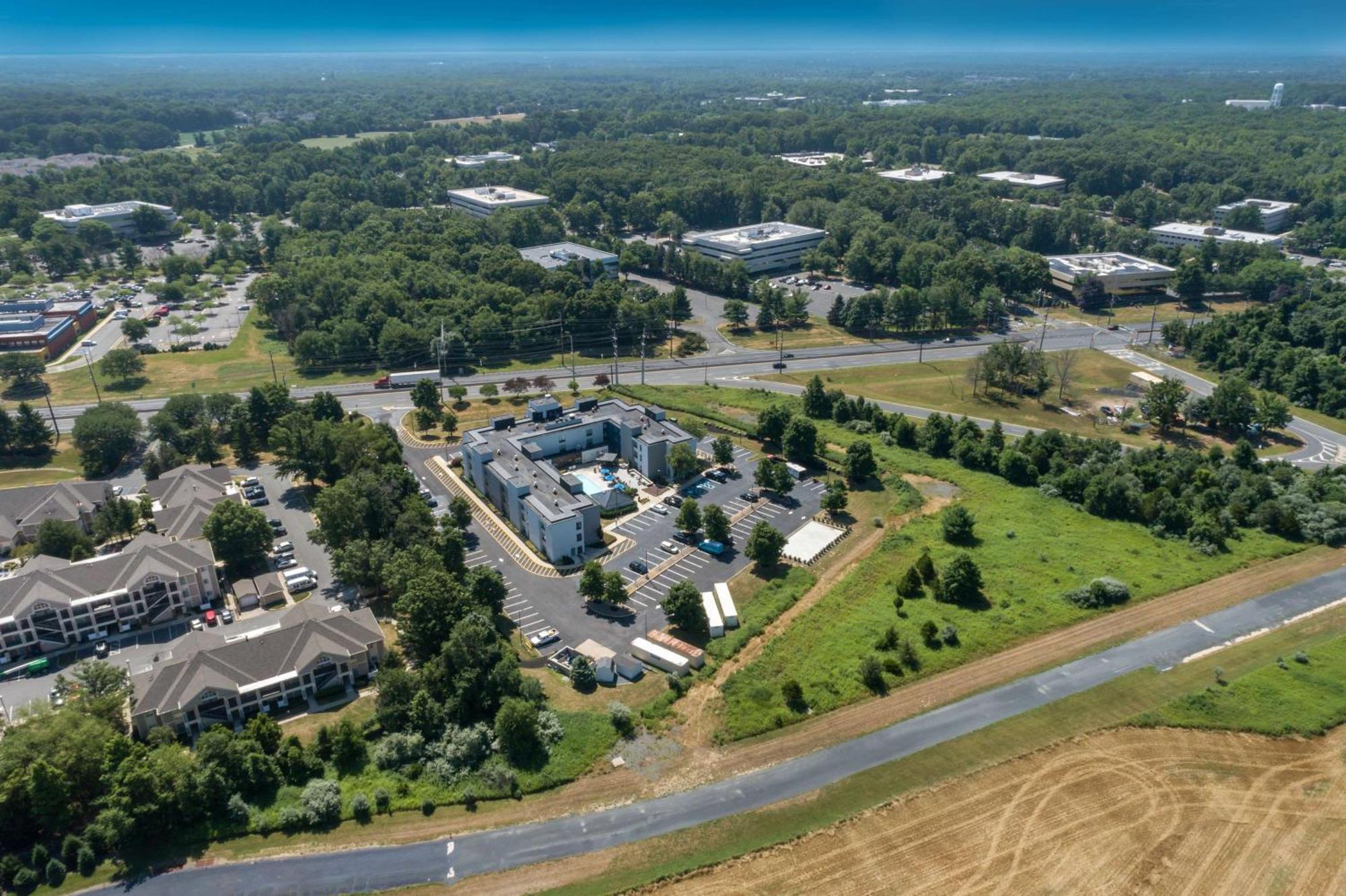 Hampton Inn Princeton Esterno foto
